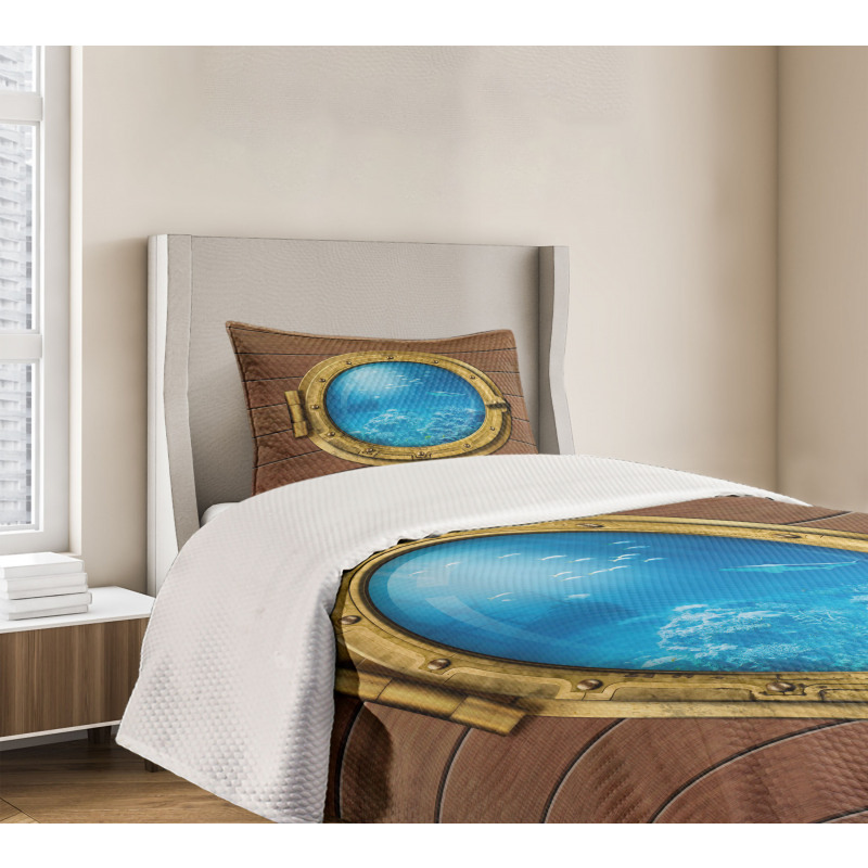 Submarine Chamber Window Bedspread Set