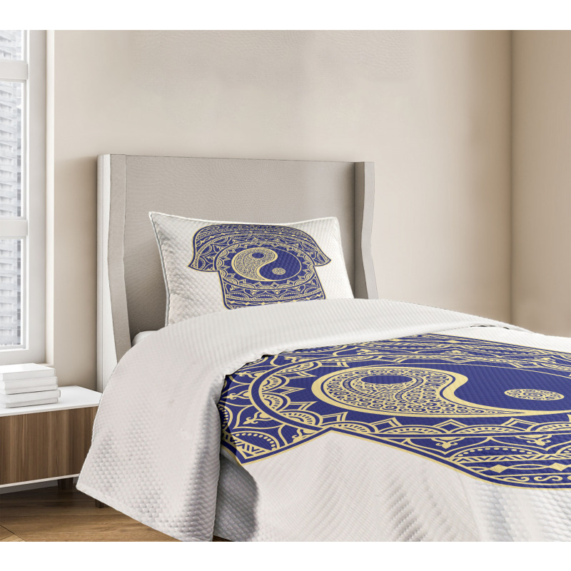 Japanese Ying Yang Bedspread Set