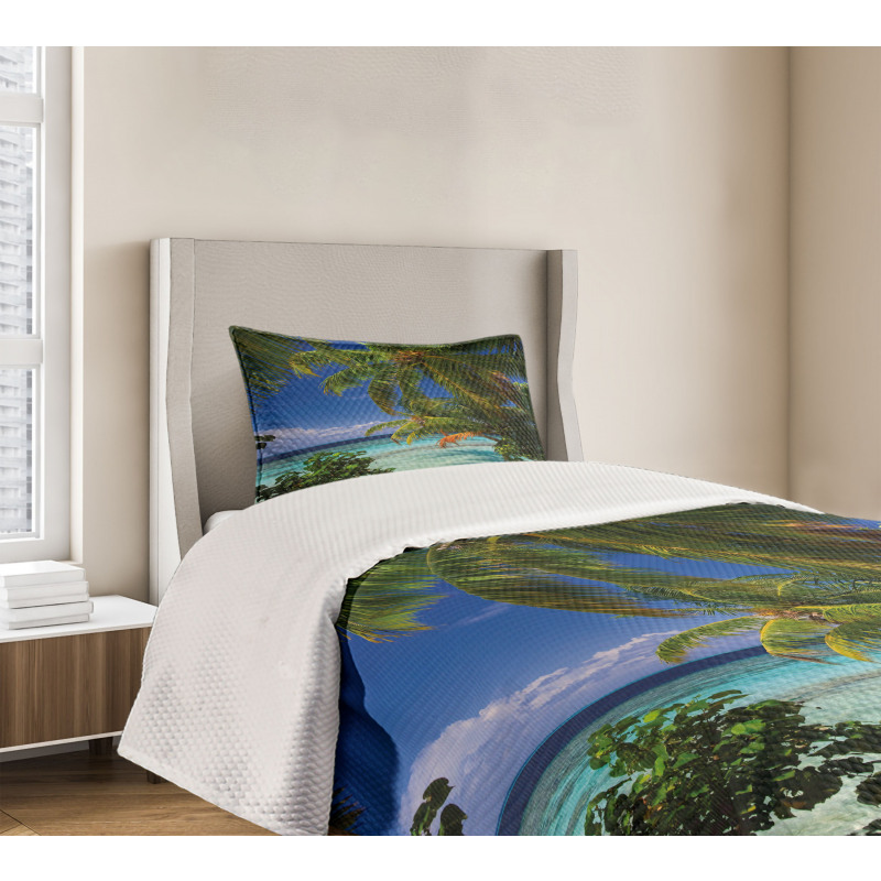 Maldives Palms Sky Bedspread Set