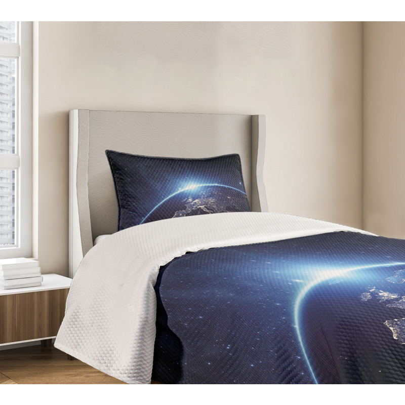 Planet from the Space Bedspread Set