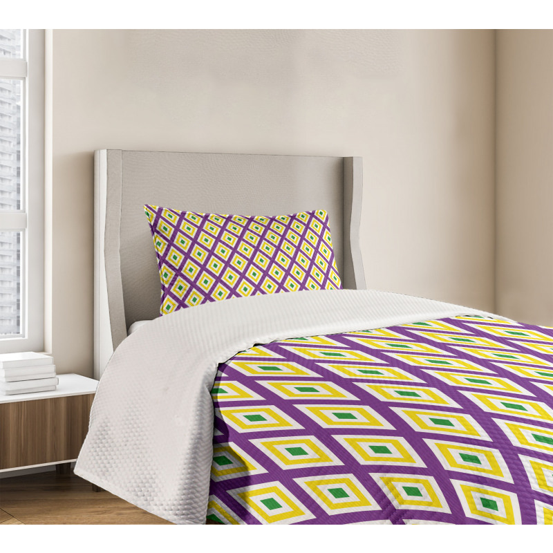 Traditional Carnival Bedspread Set