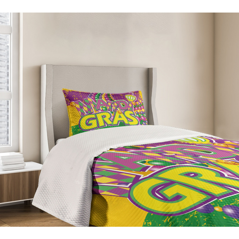 Grunge Beads Letters Bedspread Set