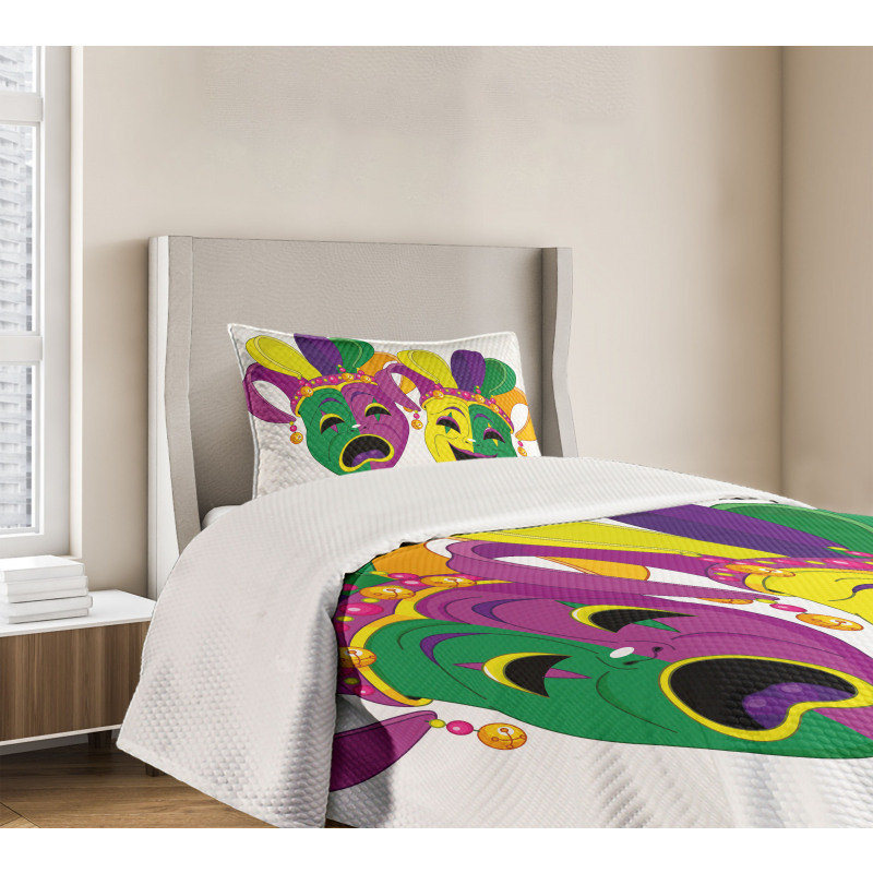 Tragedy and Comedy Bedspread Set