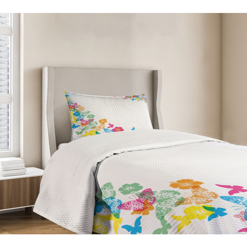 Colorful Butterfly Borders Bedspread Set