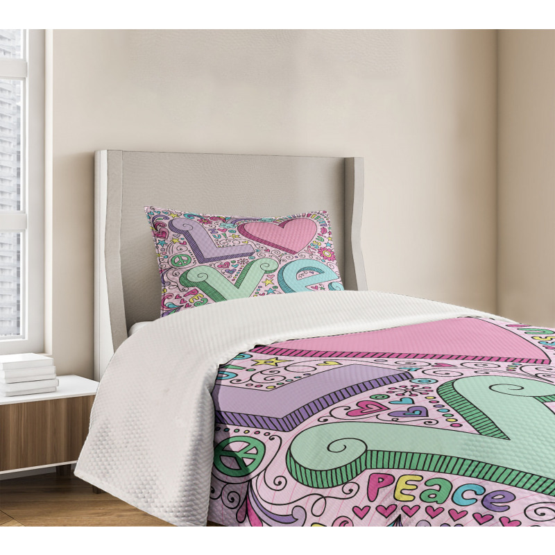 3D Lettering Groovy Bedspread Set