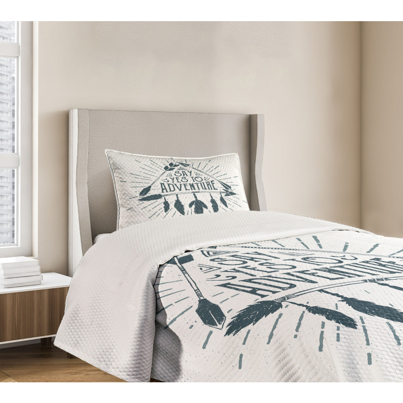 Frame Arrows Bedspread Set