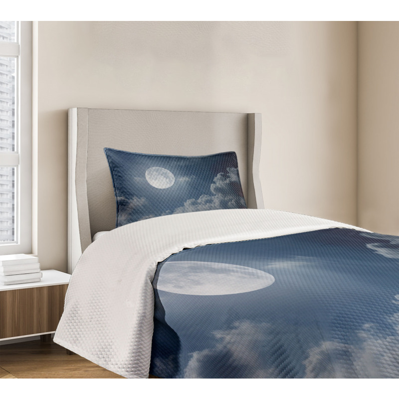 Night Skyline Full Moon Bedspread Set