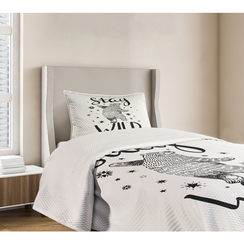 Dancing Bear and Words Bedspread Set