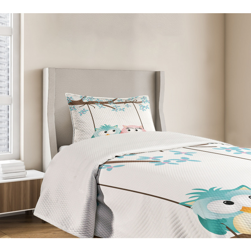 Owls in Love on Swing Bedspread Set