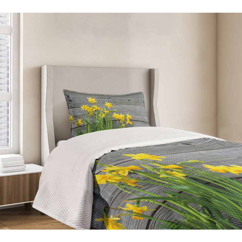 Daffodil Bouquet Bedspread Set