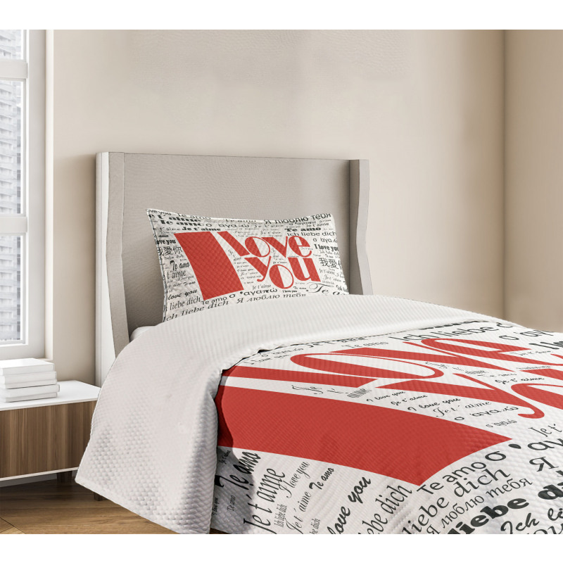 Newspaper Words Bedspread Set