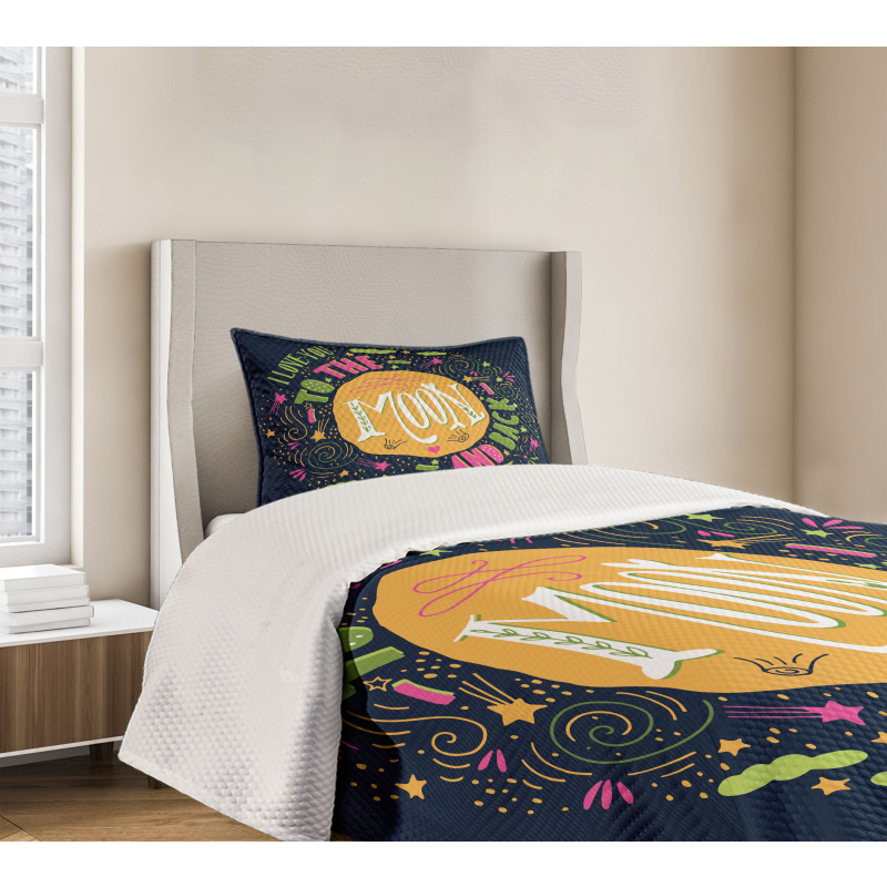 Romance Shapes Bedspread Set