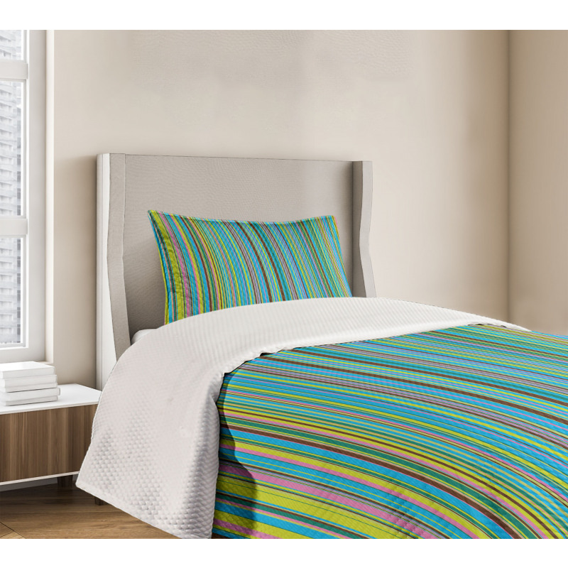 Retro Thin Stripes Bedspread Set