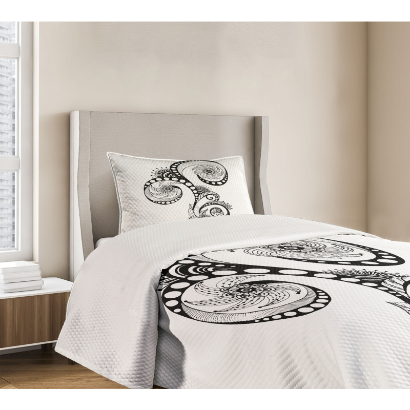 Body Art Doodle Bedspread Set