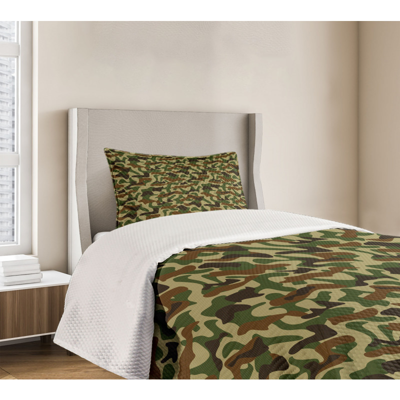 Hunter in Forest Bedspread Set