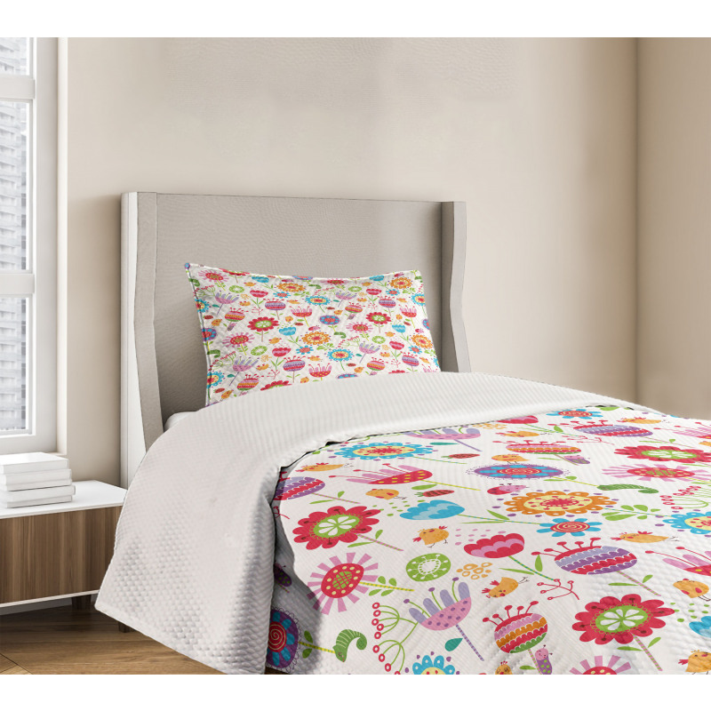 Playful Garden Flowers Bedspread Set