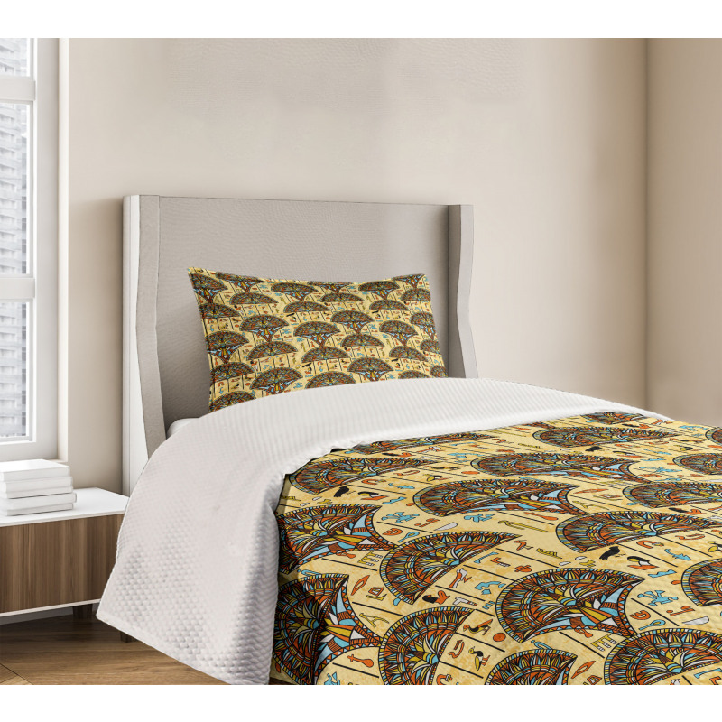 Folkloric Ornaments Bedspread Set