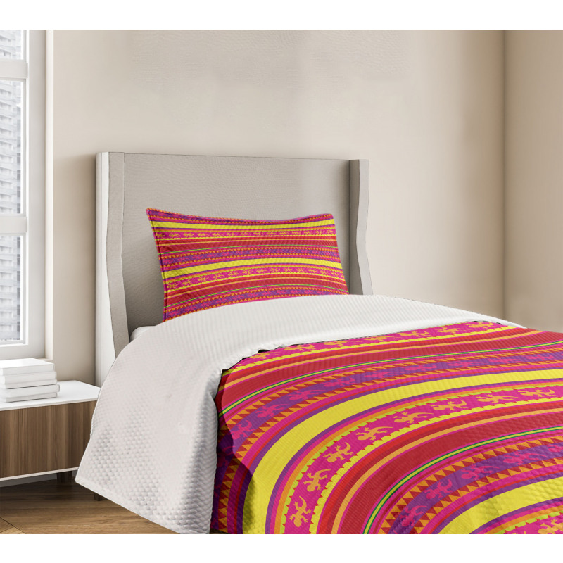 Vibrant Lizard Folklore Bedspread Set