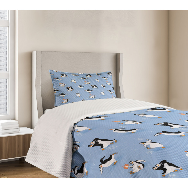 Skating Penguins Bedspread Set