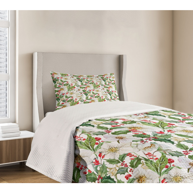 Poinsettia Pattern Bedspread Set