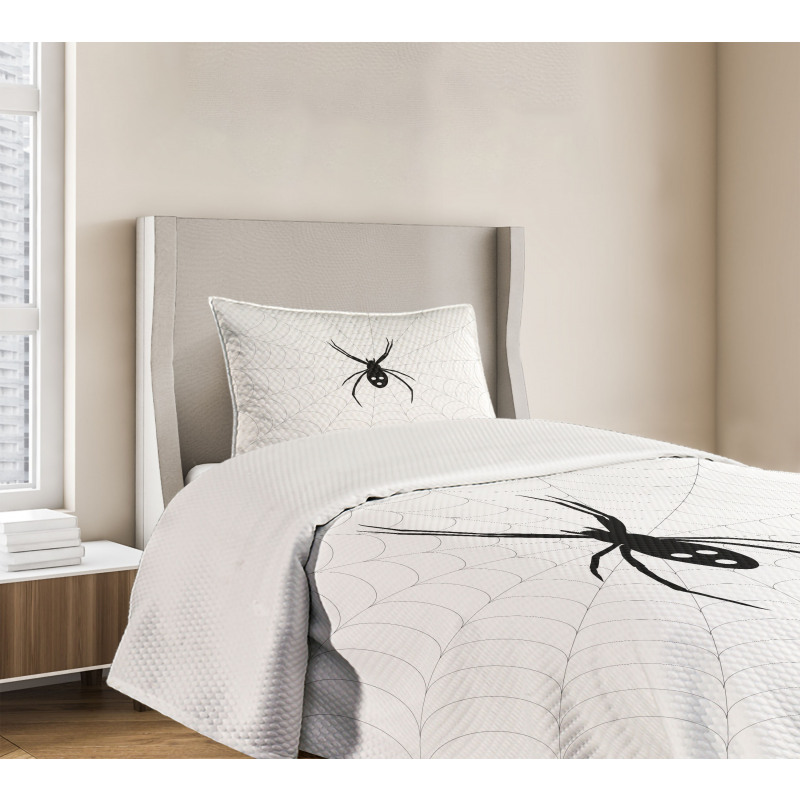 Poisonous Bug Thread Bedspread Set