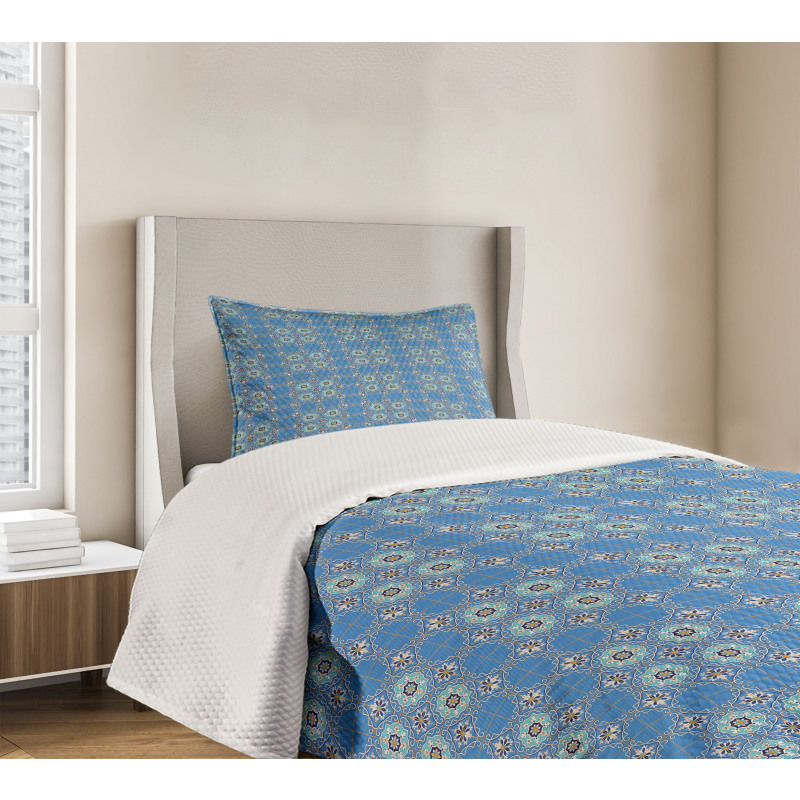 Patchwork Style Blue Bedspread Set