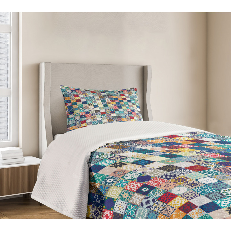 Ornate Patchwork Motif Bedspread Set