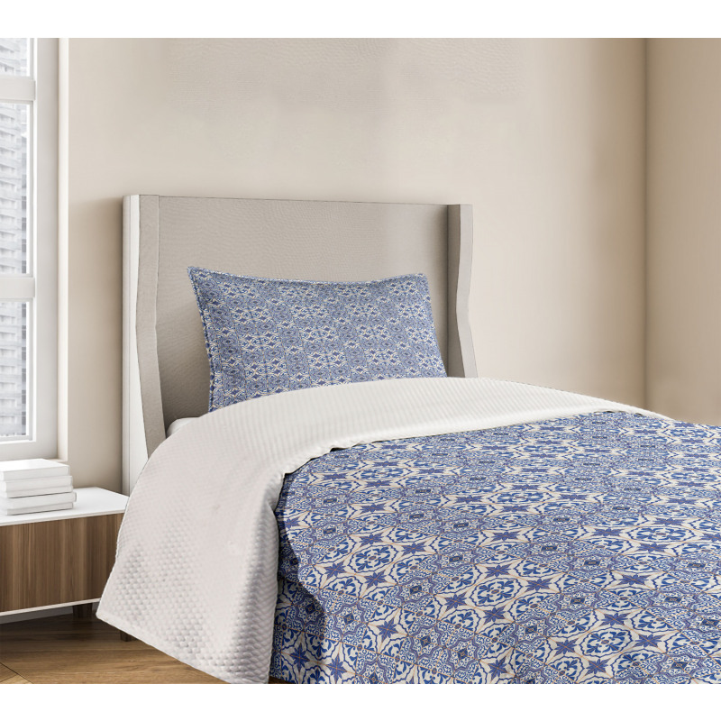 Checkered Grid Desgin Bedspread Set