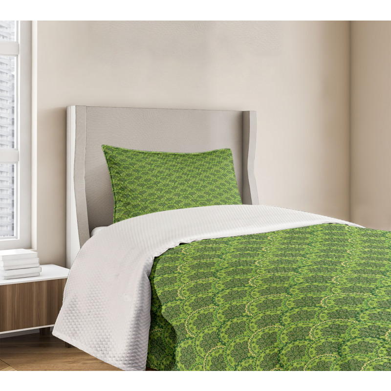 Floral Circles Leaves Bedspread Set