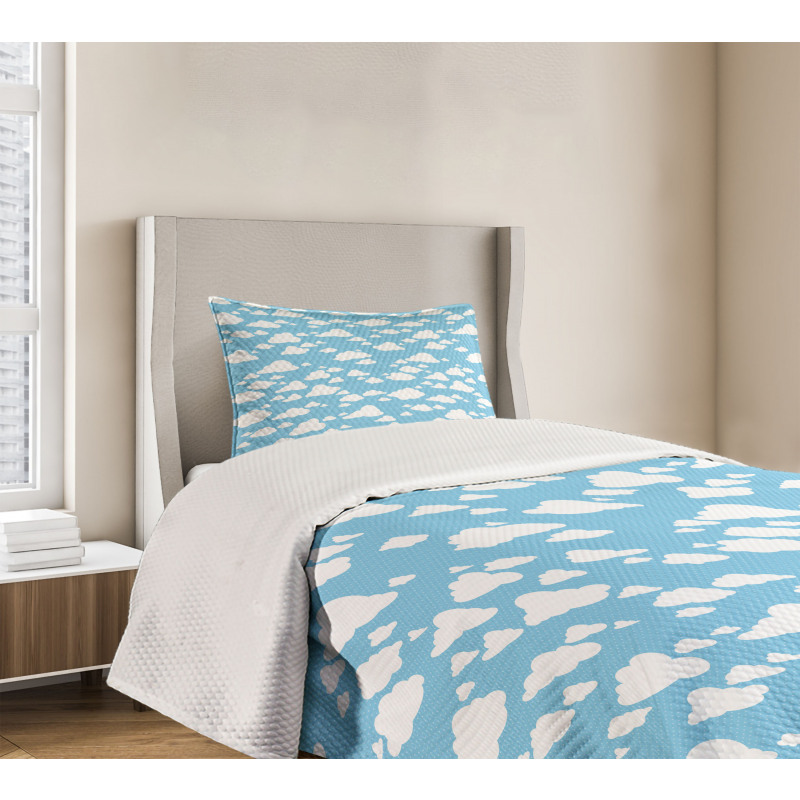 Clear Summer Sky Pattern Bedspread Set