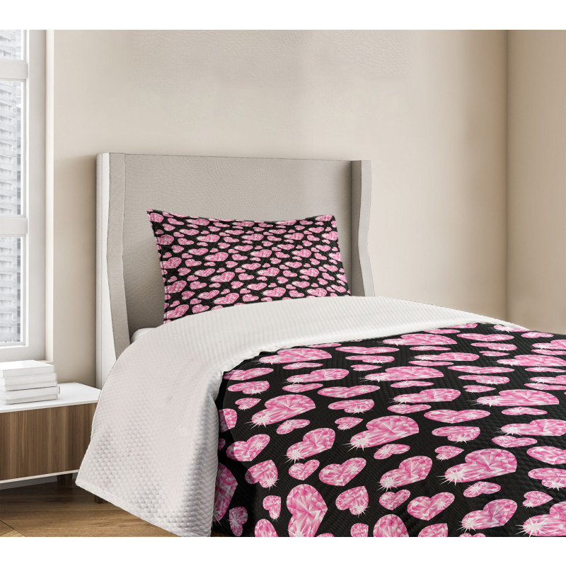 Romatic Heart Shapes Bedspread Set