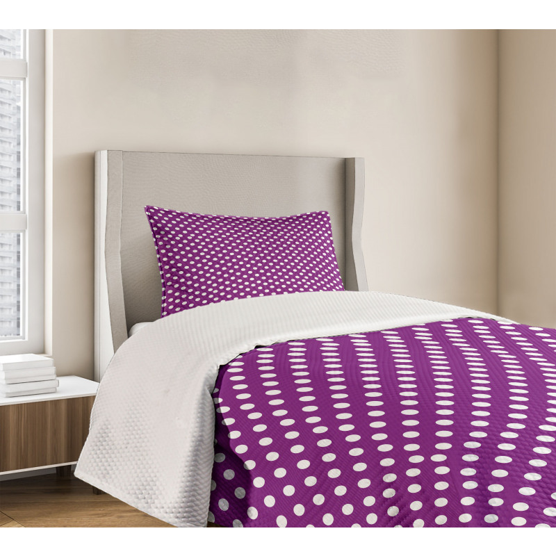 Old Fashioned Vivid Dots Bedspread Set