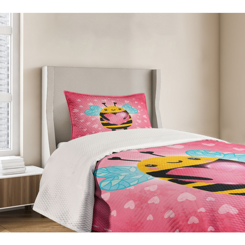 Bumblebee Cartoon Bedspread Set