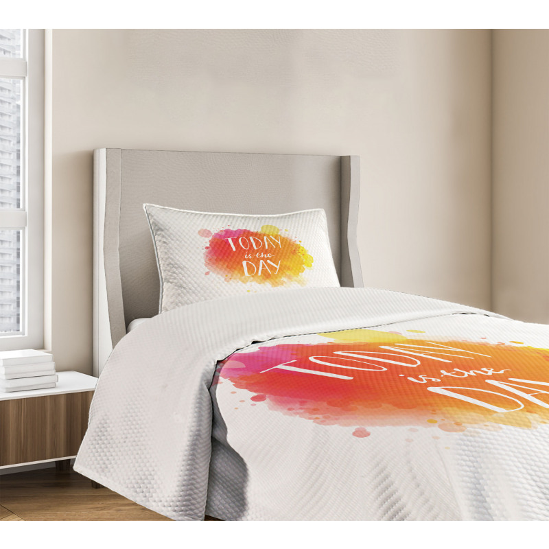 Optimistic Message Bedspread Set