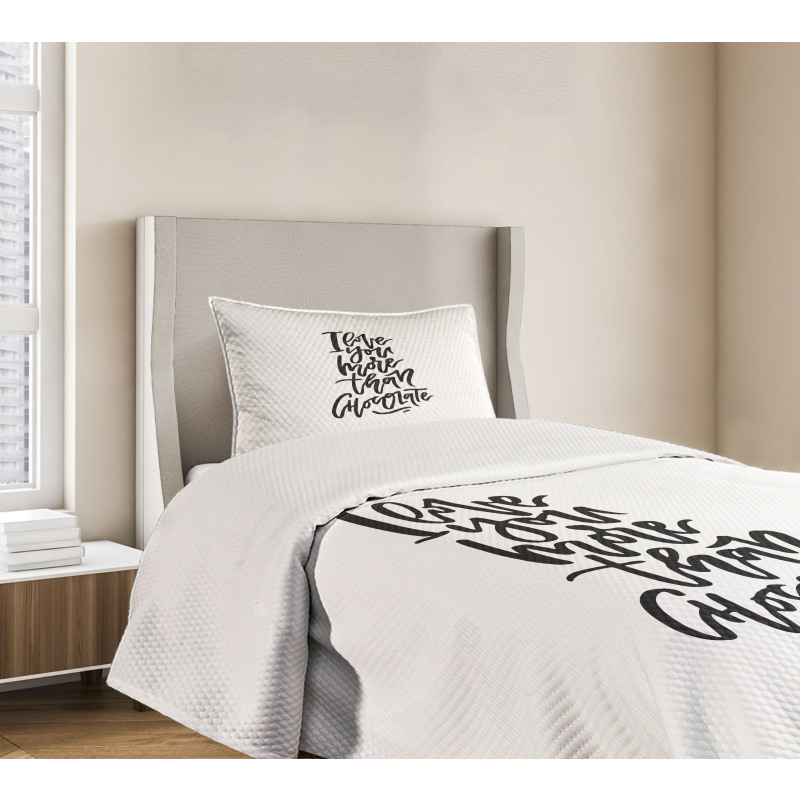 Chocolate Phrase Bedspread Set