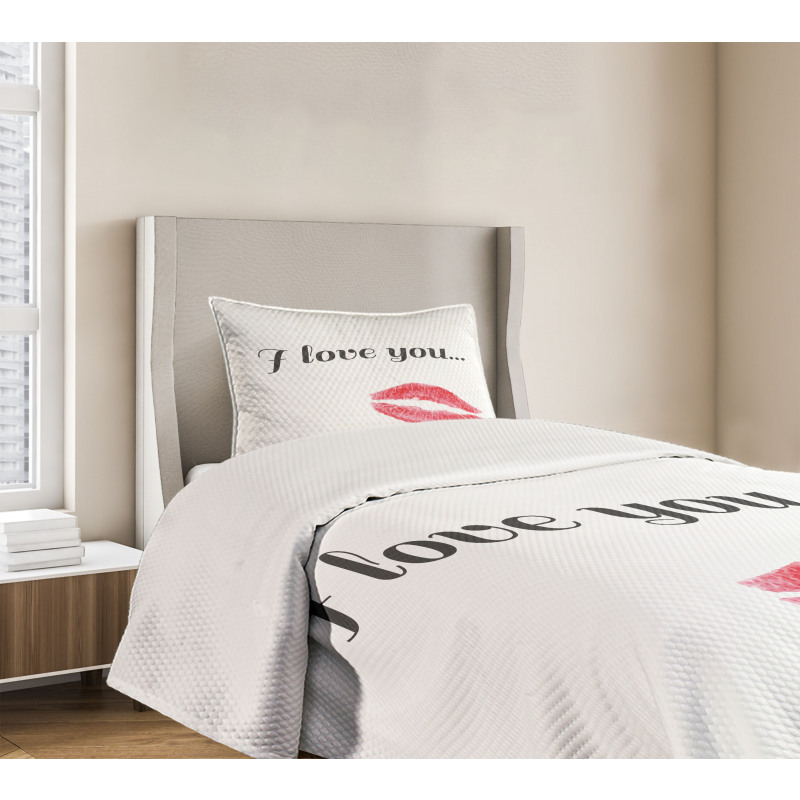 Red Kiss Lipstick Bedspread Set