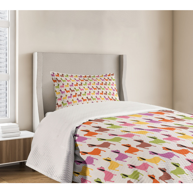 Colorful Puppy Motif Bedspread Set