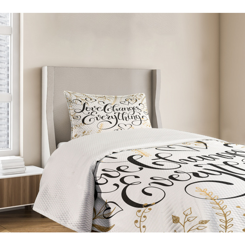 Foliage Pattern Bedspread Set