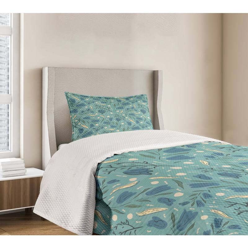 Aquarelle Floral Motif Bedspread Set