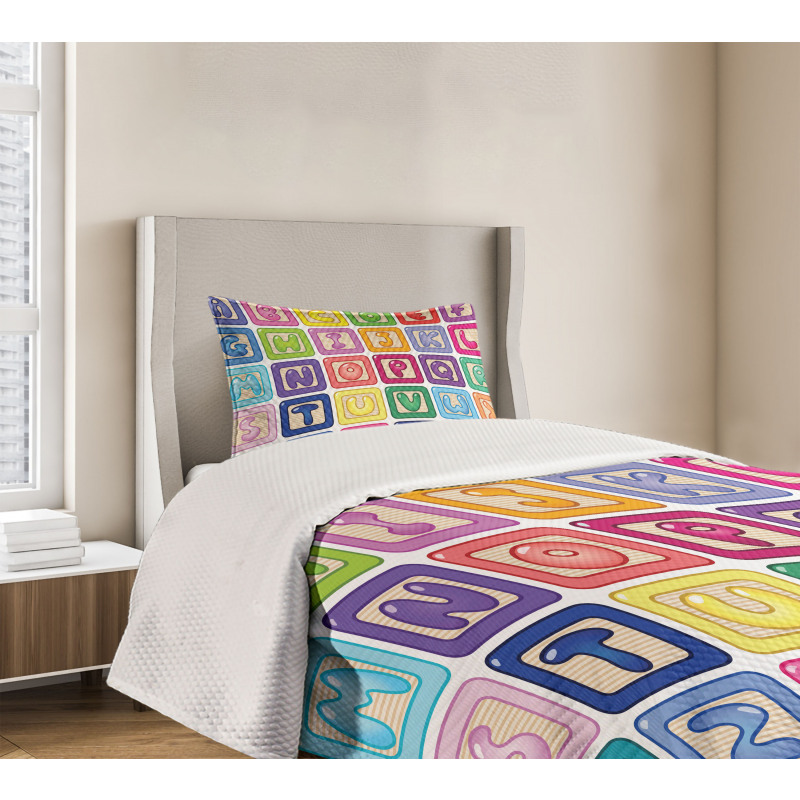 English Alphabet Bedspread Set