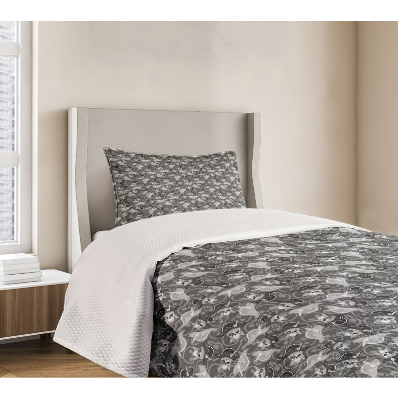 Greyscale Skulls Doodle Bedspread Set