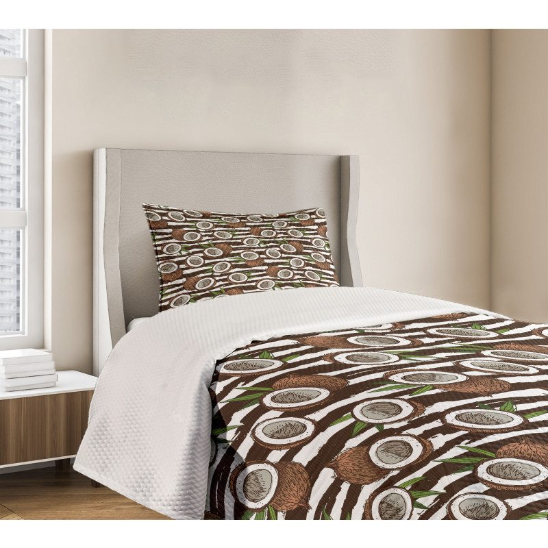 Exotic Coconut Jungle Bedspread Set