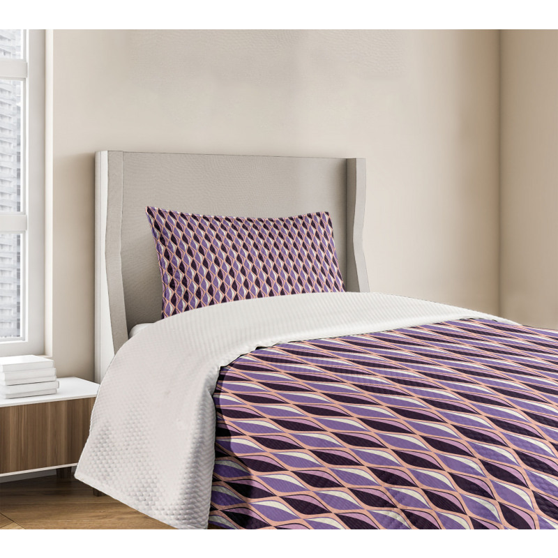 Vertical Wavy Lines Bedspread Set