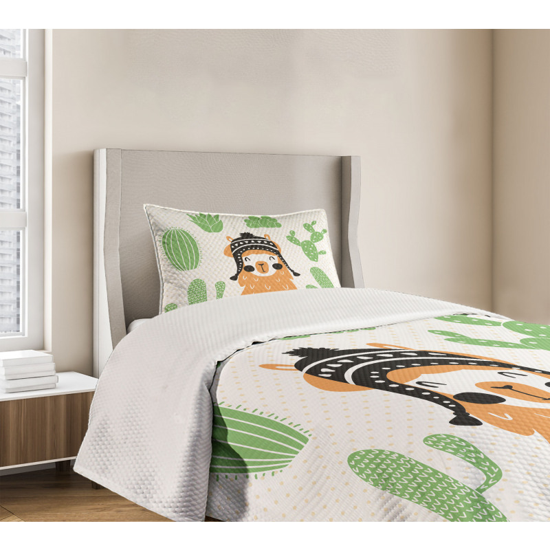 Llama in Hat Smiling Bedspread Set