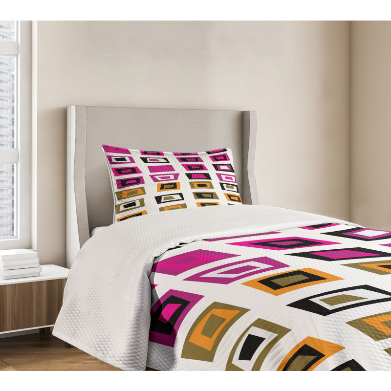 Abstract Squares 60s Bedspread Set