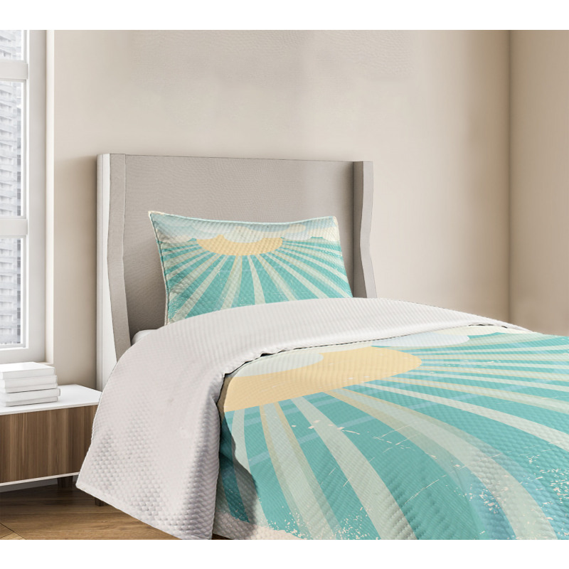 Sun Rays Clouds Bedspread Set