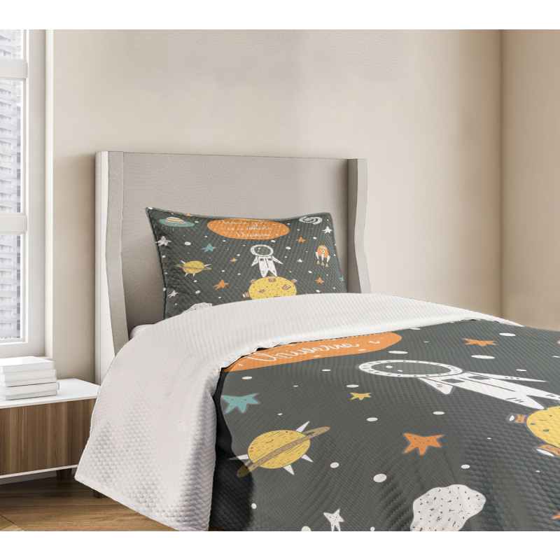 Doodle Astronaut Bedspread Set