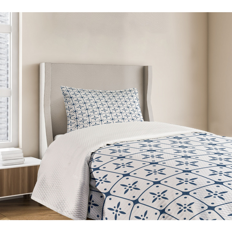 Classical Delft Pattern Bedspread Set