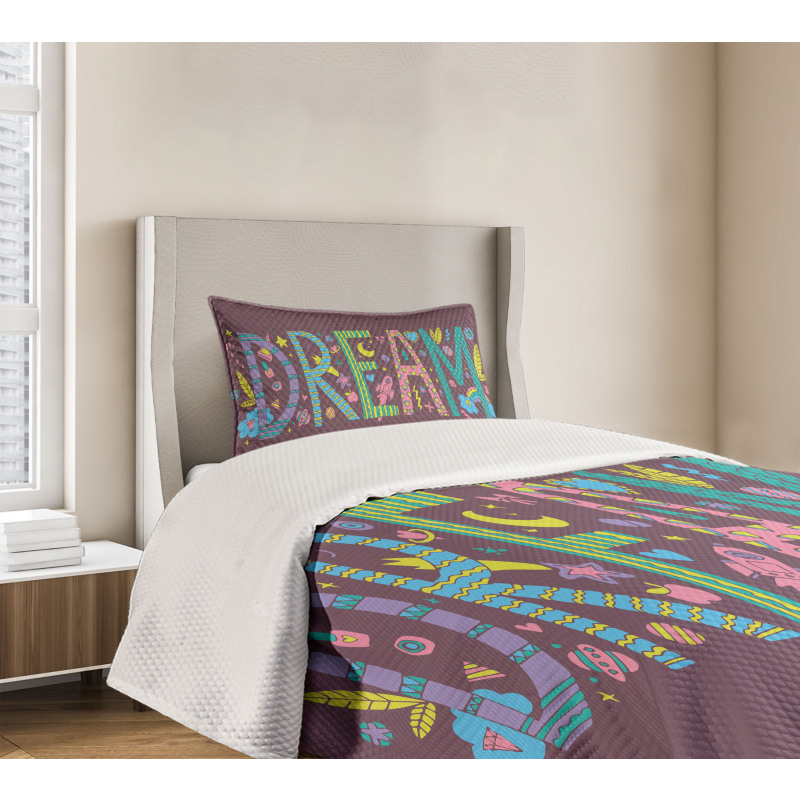 Doodle Art Dream Word Bedspread Set