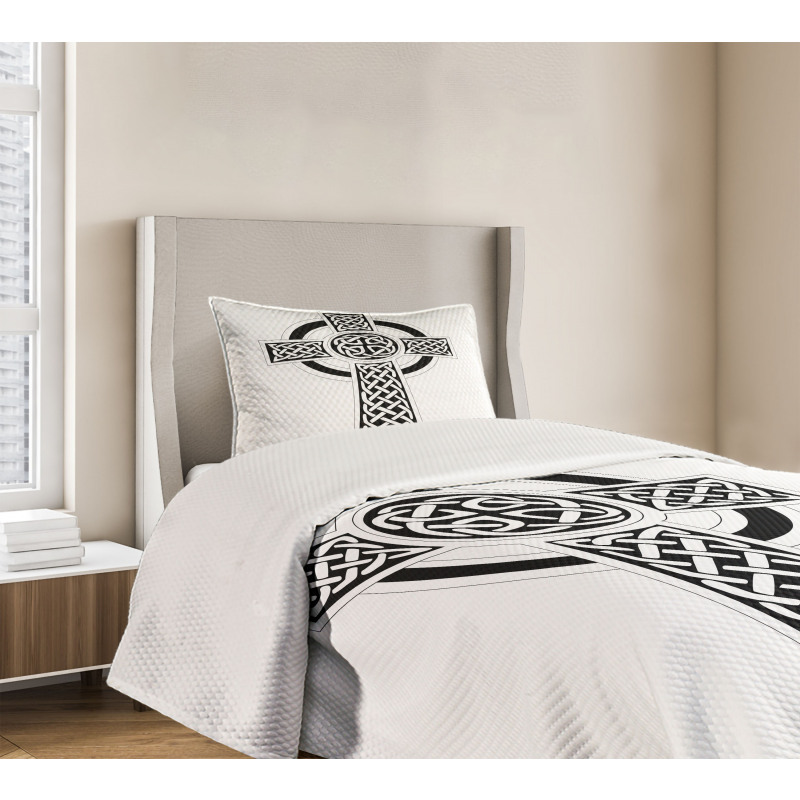 Knots of Mythological Times Bedspread Set